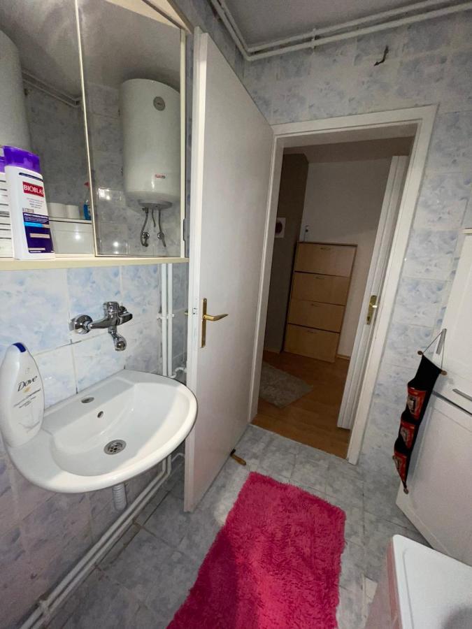 Apartman City Apartment Тузла Екстериор снимка