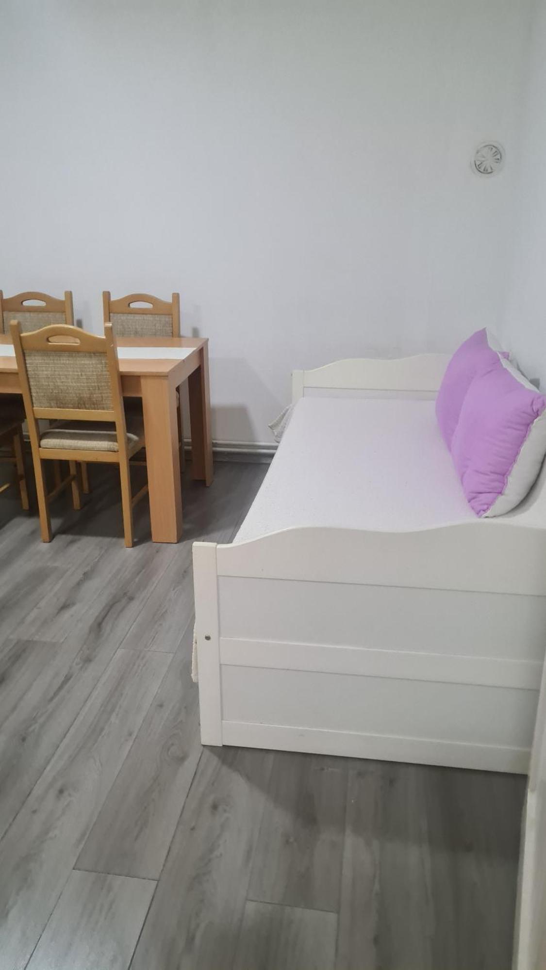 Apartman City Apartment Тузла Екстериор снимка