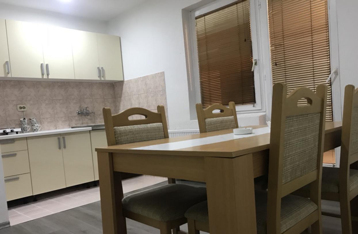 Apartman City Apartment Тузла Екстериор снимка